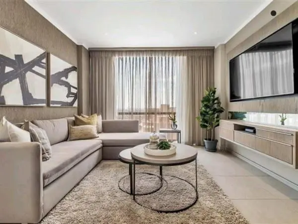 Image 5 of Apartment Towers in Sandton- with luxury Spa