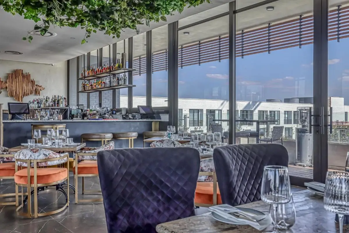 Image 3 of Apex Rosebank Retreat