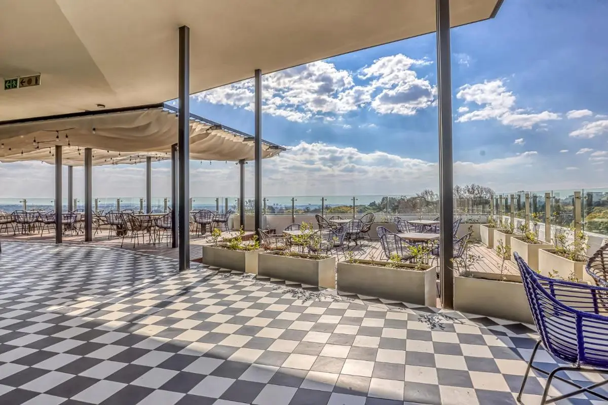 Image 4 of Apex Rosebank Retreat