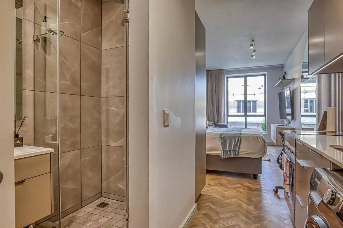 Image 2 of Apex Rosebank Retreat