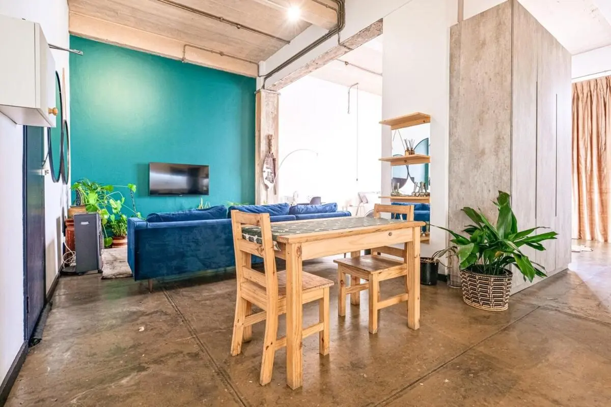 Image 3 of Artsy City Studio Apartment