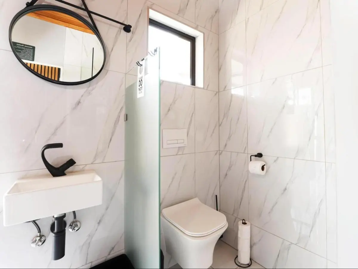 Image 2 of Ava Guest House