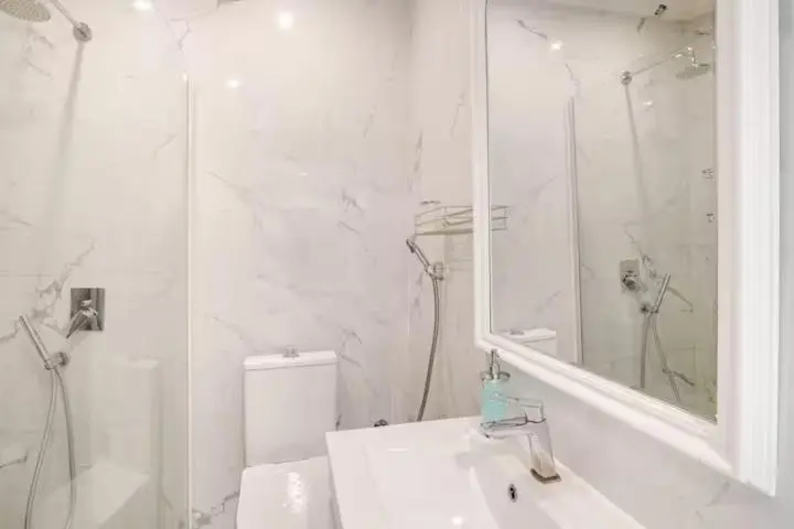 Image 2 of Blessed Luxury Cottage into Nature in Sandton Apartment in Sandton