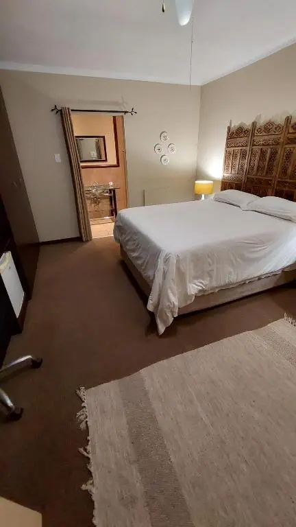 Image of Bougain’Villas