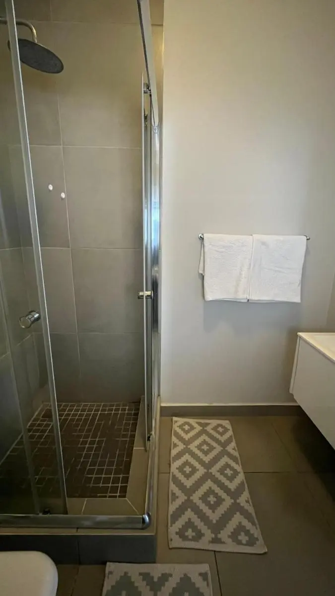 Image 3 of Braham Apartments – The Oasis 48B