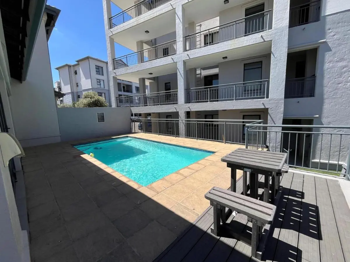 Image 2 of Braham Apartments – The Oasis 48B