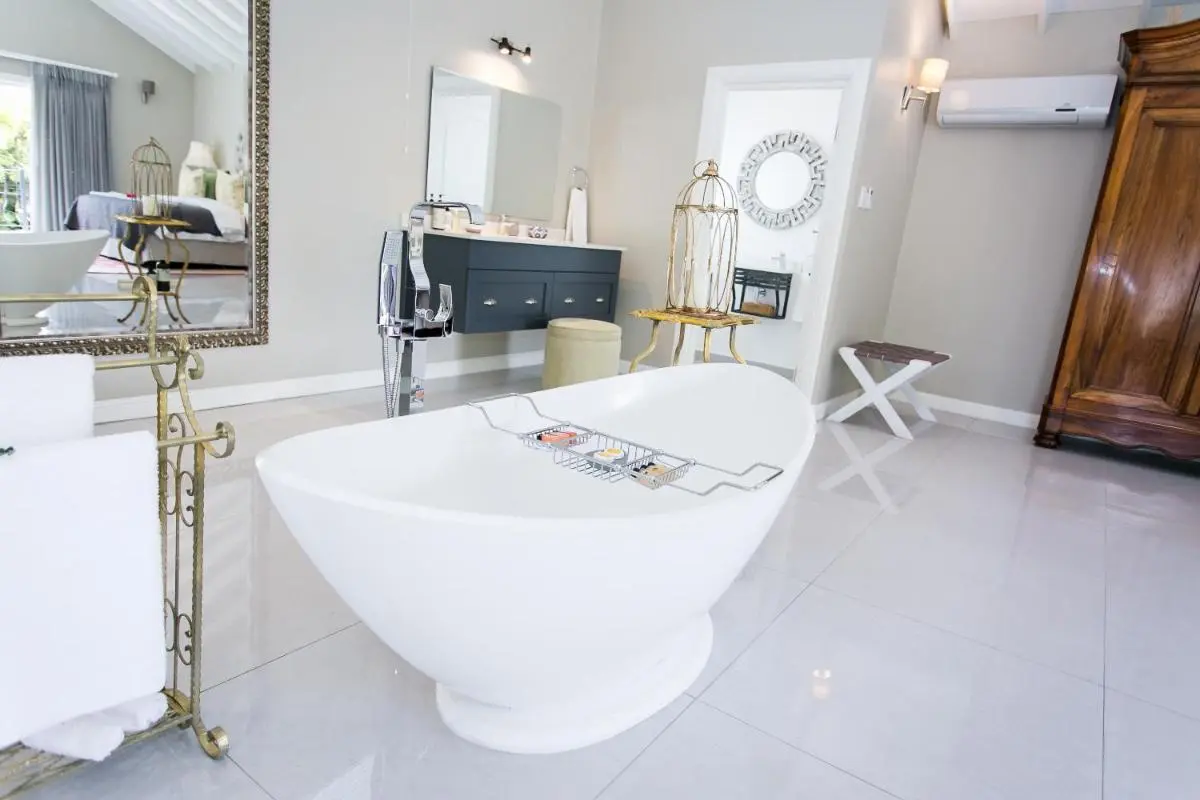 Image 2 of Burkleigh House