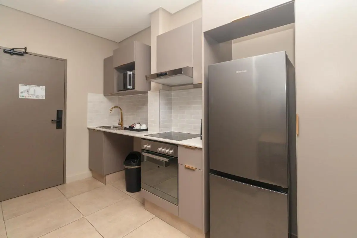 Image 4 of Cans BlackBrick lux