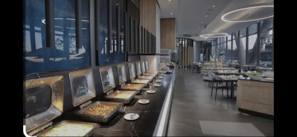 Image of Capitol on the Park