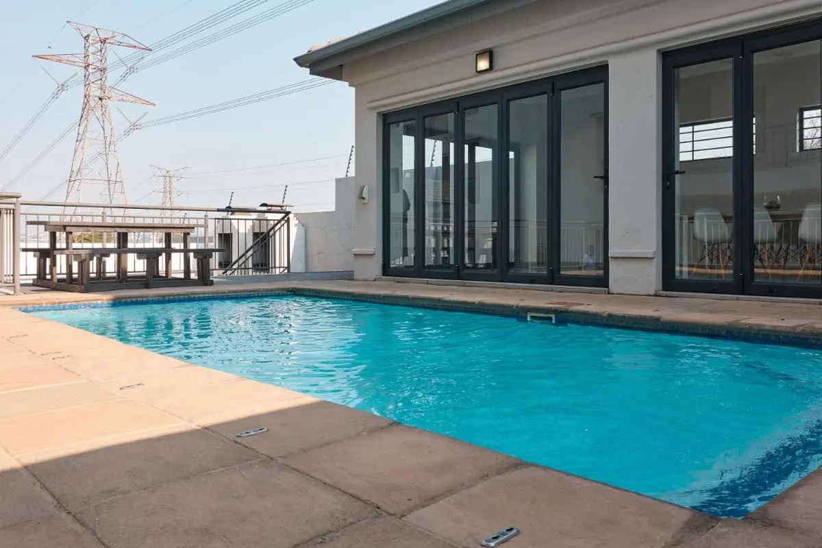 Image 2 of Central Deluxe Room Fast Wifi