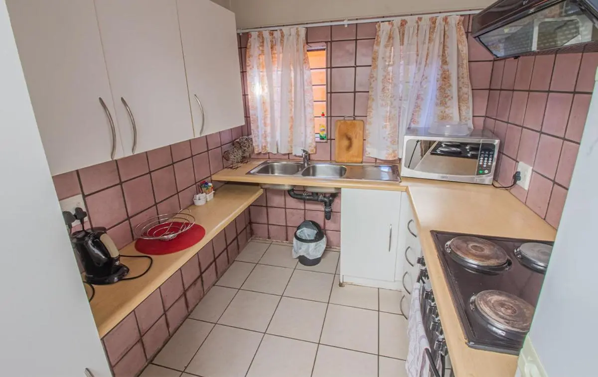 Image 4 of Charlie’s Spot – The Gardens