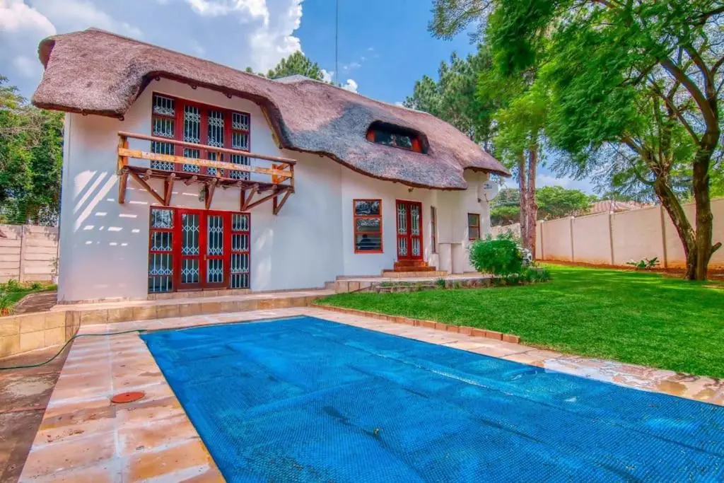 Image 3 of Charming Country Villa Sandton with Back Up Power & Water
