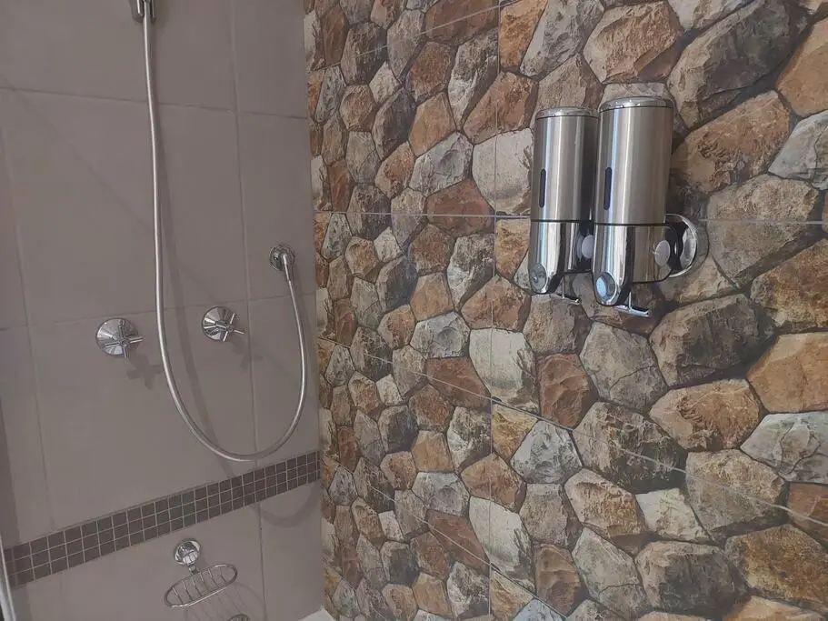 Image 6 of Chic Oasis in Vibrant Jozi BDC