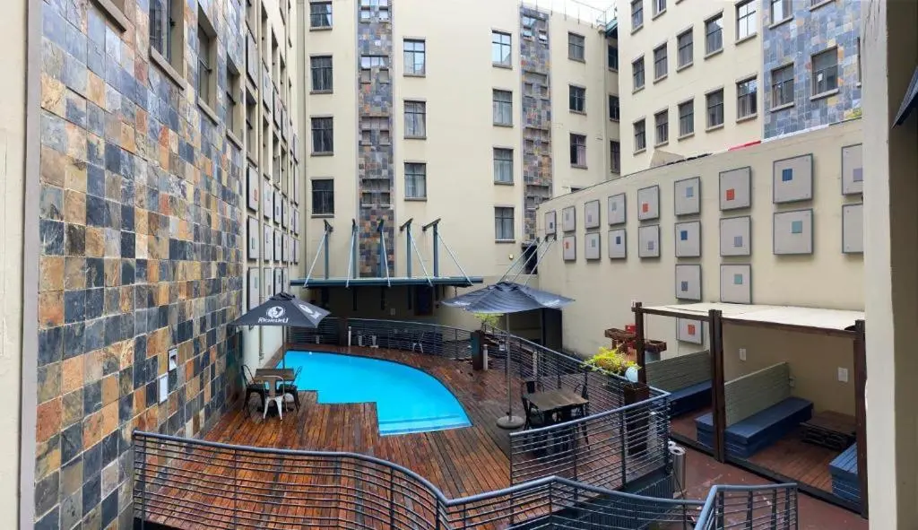 Image 4 of Cloud Ink @Mapungubwe