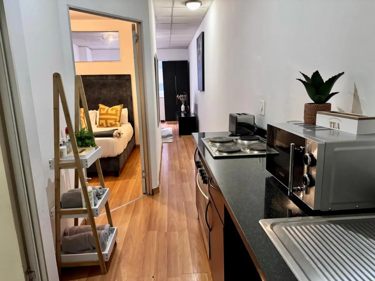 Image 2 of Colosseum Apartments