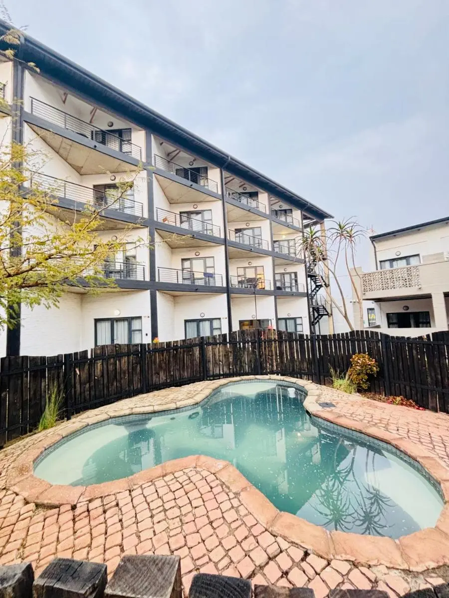 Image 5 of Cosy escape Balcony High speed WiFi Amenities