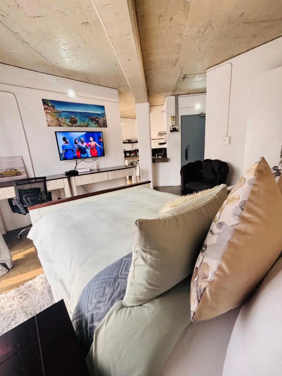 Image 4 of Cosy escape Balcony High speed WiFi Amenities