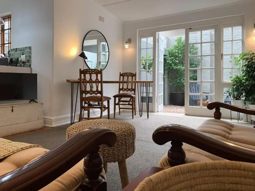 Image of Cottage on 4th