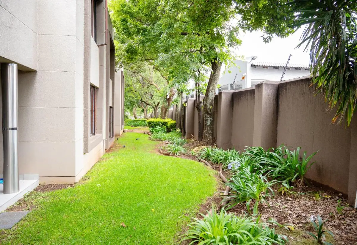 Image 6 of Cottonwoods Apartments