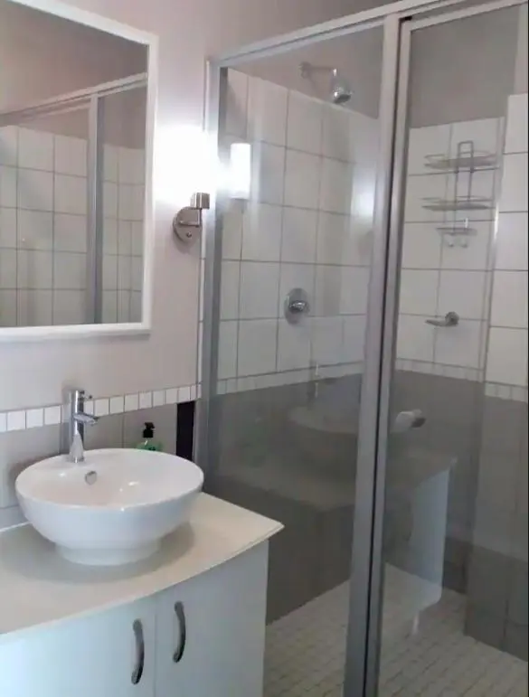 Image 3 of Cottonwoods Self-Catering Apartment