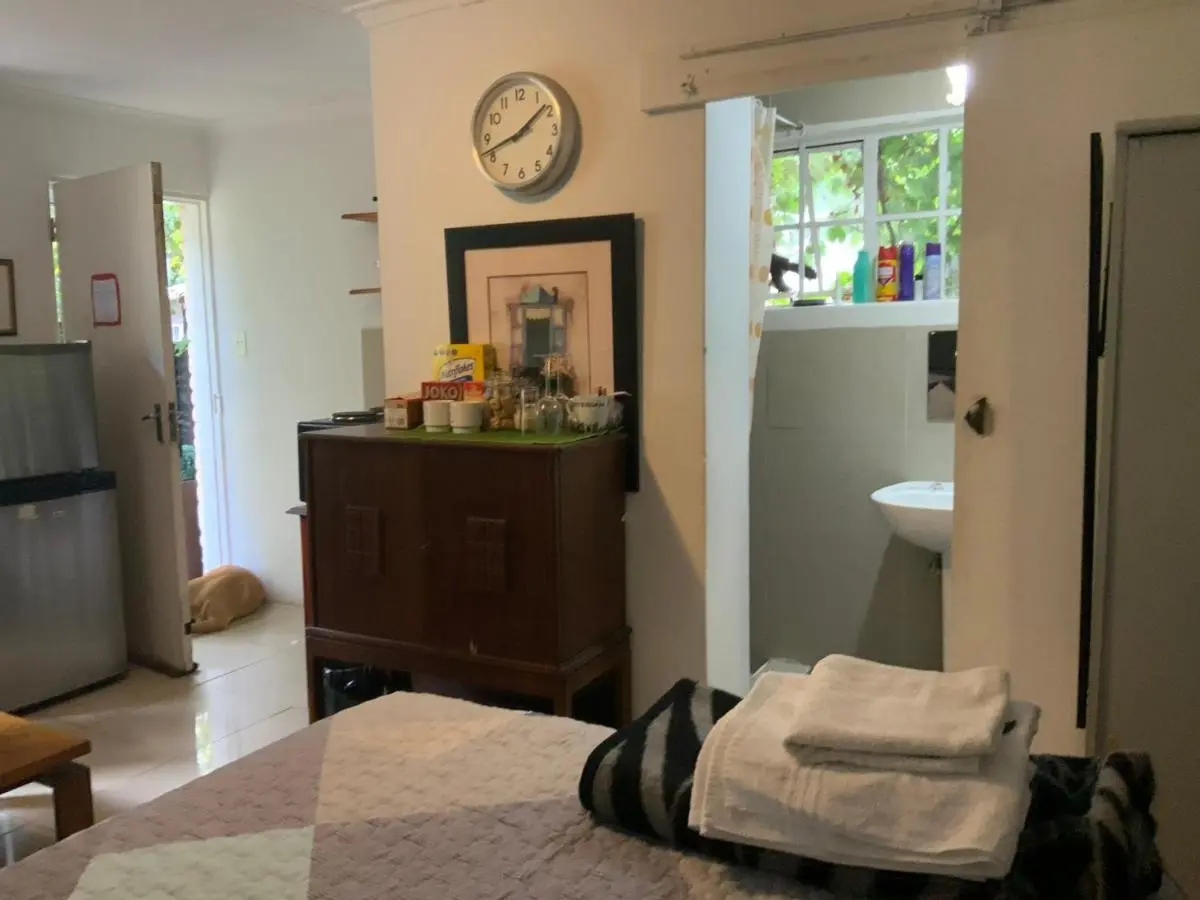 Image 2 of Coz Bachelor Pad in Randburg