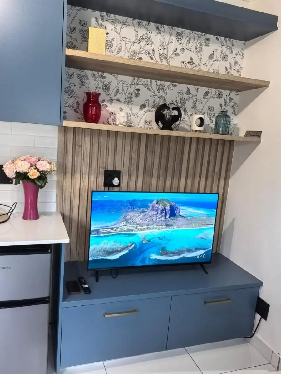 Image 4 of Cozy Cottage on 5th Avenue