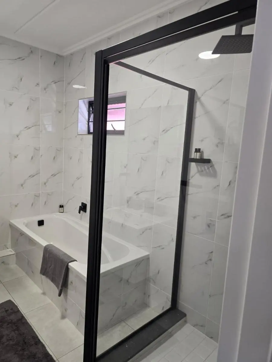 Image 2 of Cozy, Homely Sandton Condo