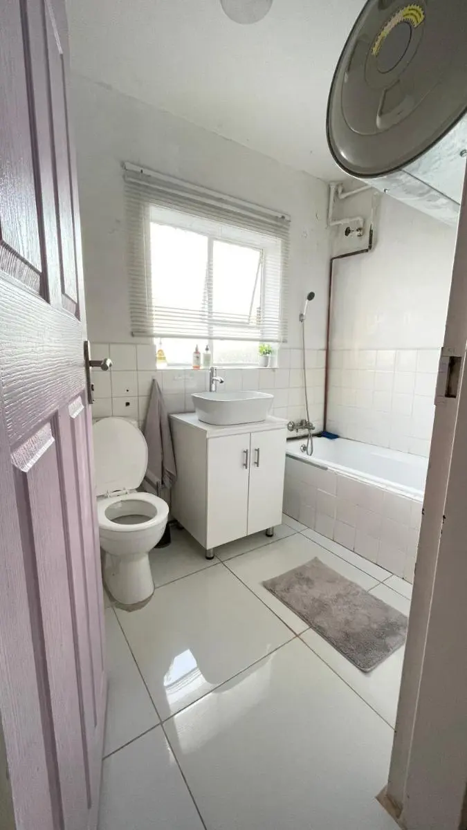 Image 3 of Cozy Stay – Near Golden Acres & Sandringham Gardens