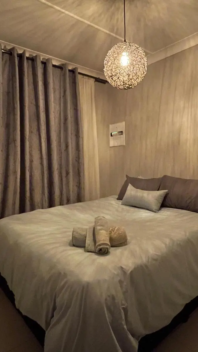 Image 5 of Cozy Stay – Near Golden Acres & Sandringham Gardens