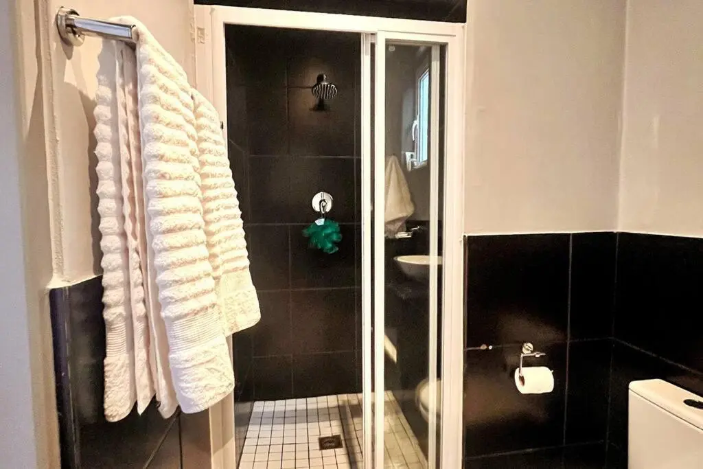 Image 2 of Cozy condo in the heart of Maboneng