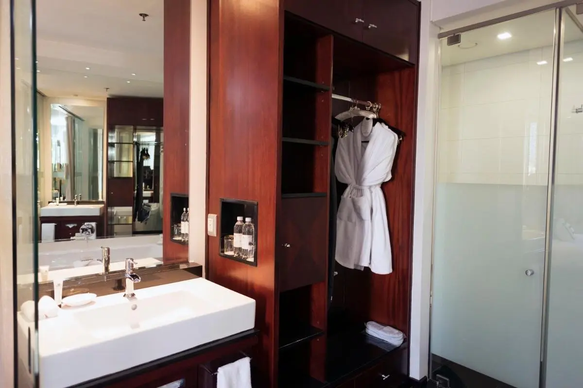 Image 2 of DAVINCI Hotel on Nelson Mandela Square