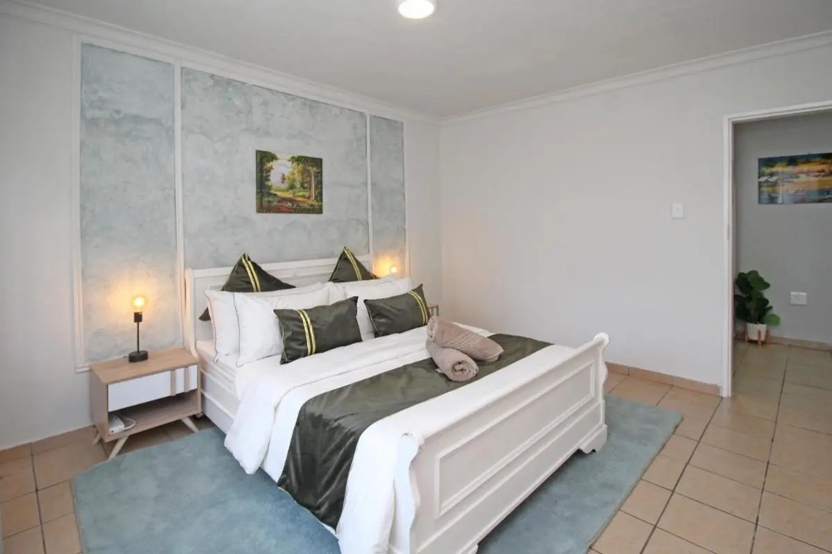 Image 6 of Daily Fresh Farmhouse