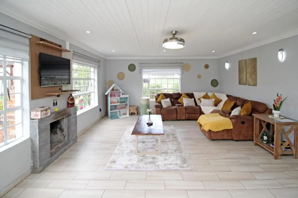 Image of Daily Fresh Farmhouse