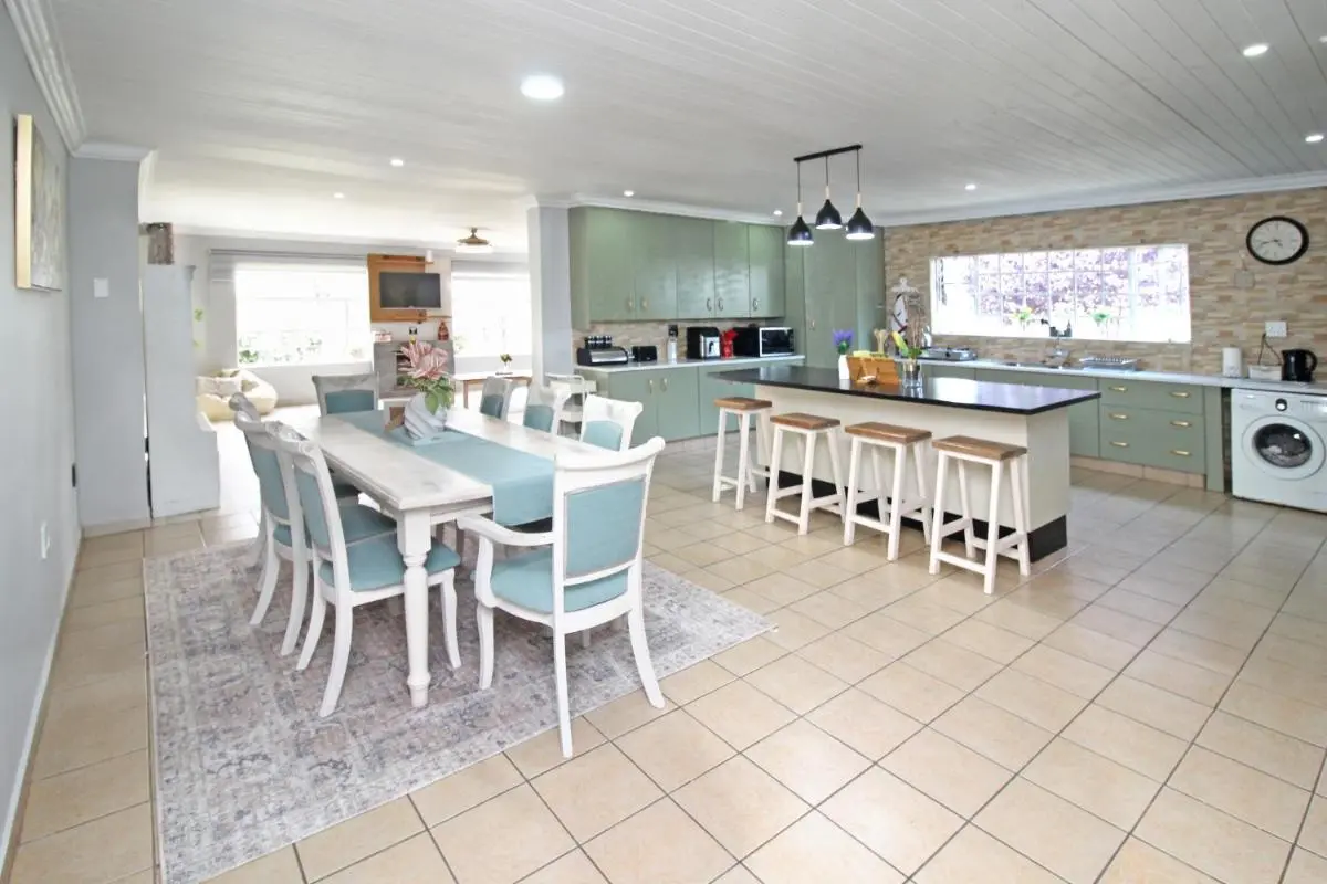 Image 3 of Daily Fresh Farmhouse