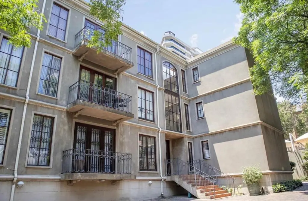 Image of De Medici Top Floor Apartment with Fireplace 1km to Convention Center