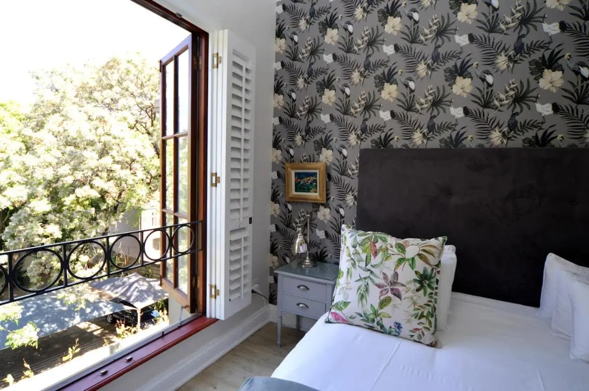 Image 1 of De Medici Top Floor Apartment with Fireplace 1km to Convention Center