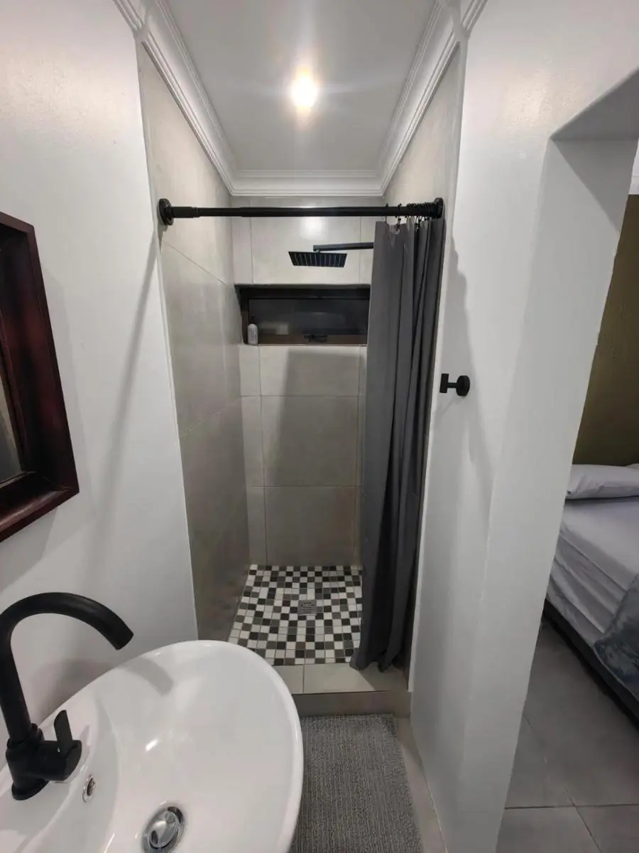 Image 6 of De Nachte Guest Suites