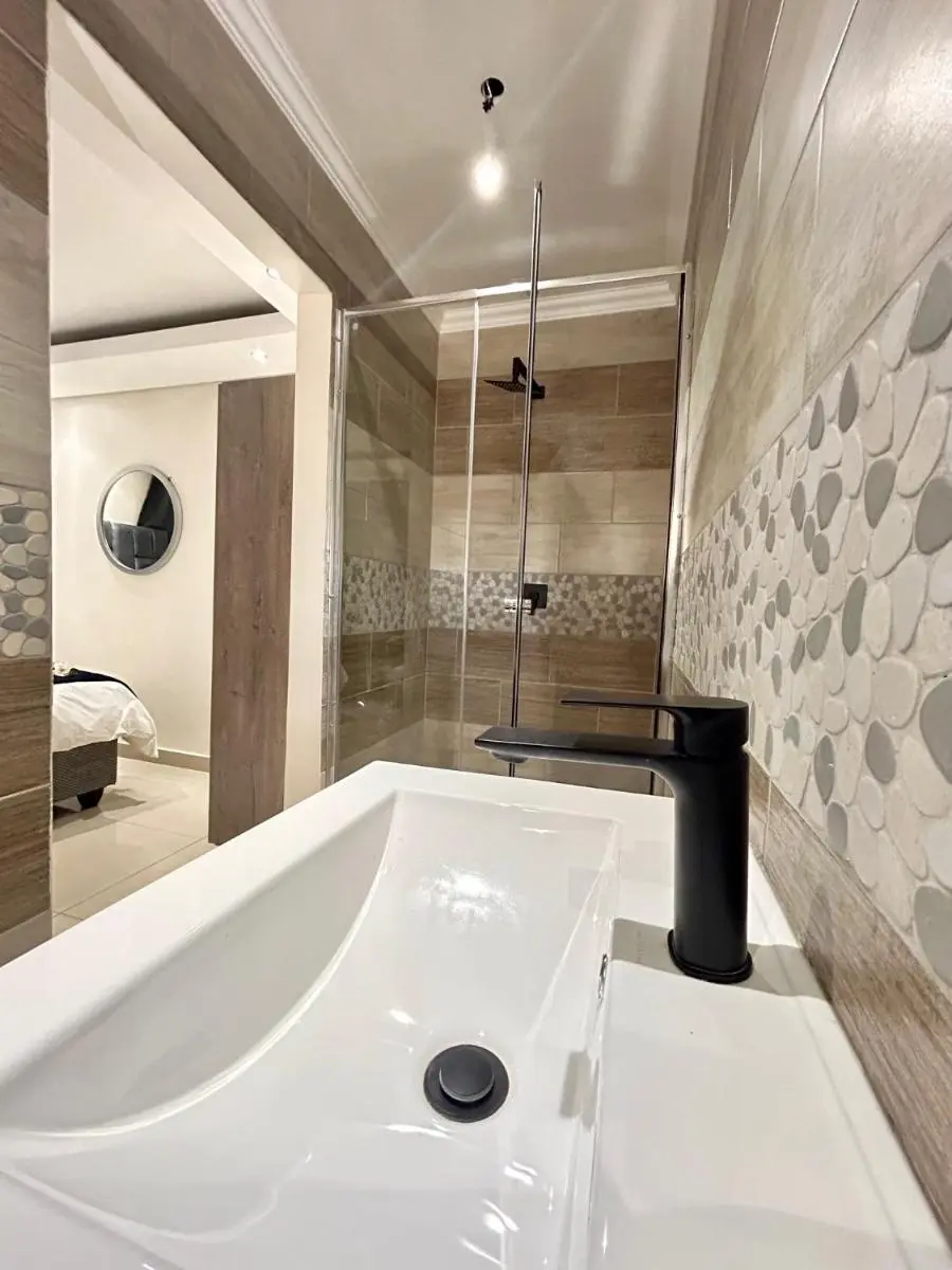 Image 3 of Deedo Sandton