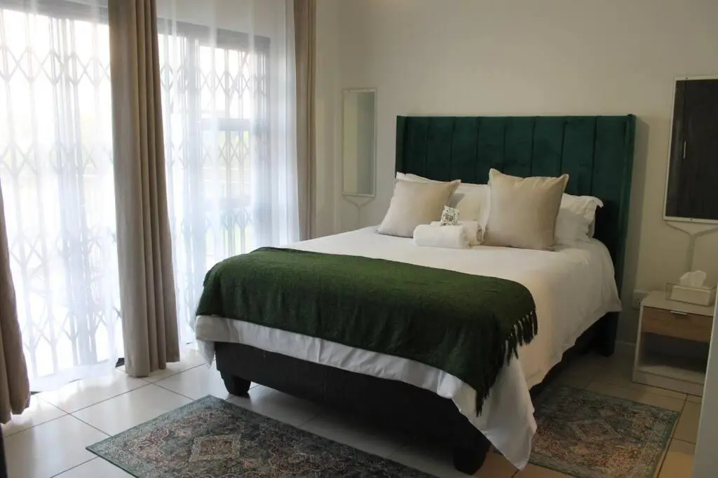 Image 1 of Deep Blue 2 Bed Apartment in an estate