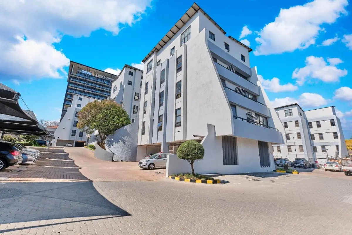 Image 6 of Duke Suite