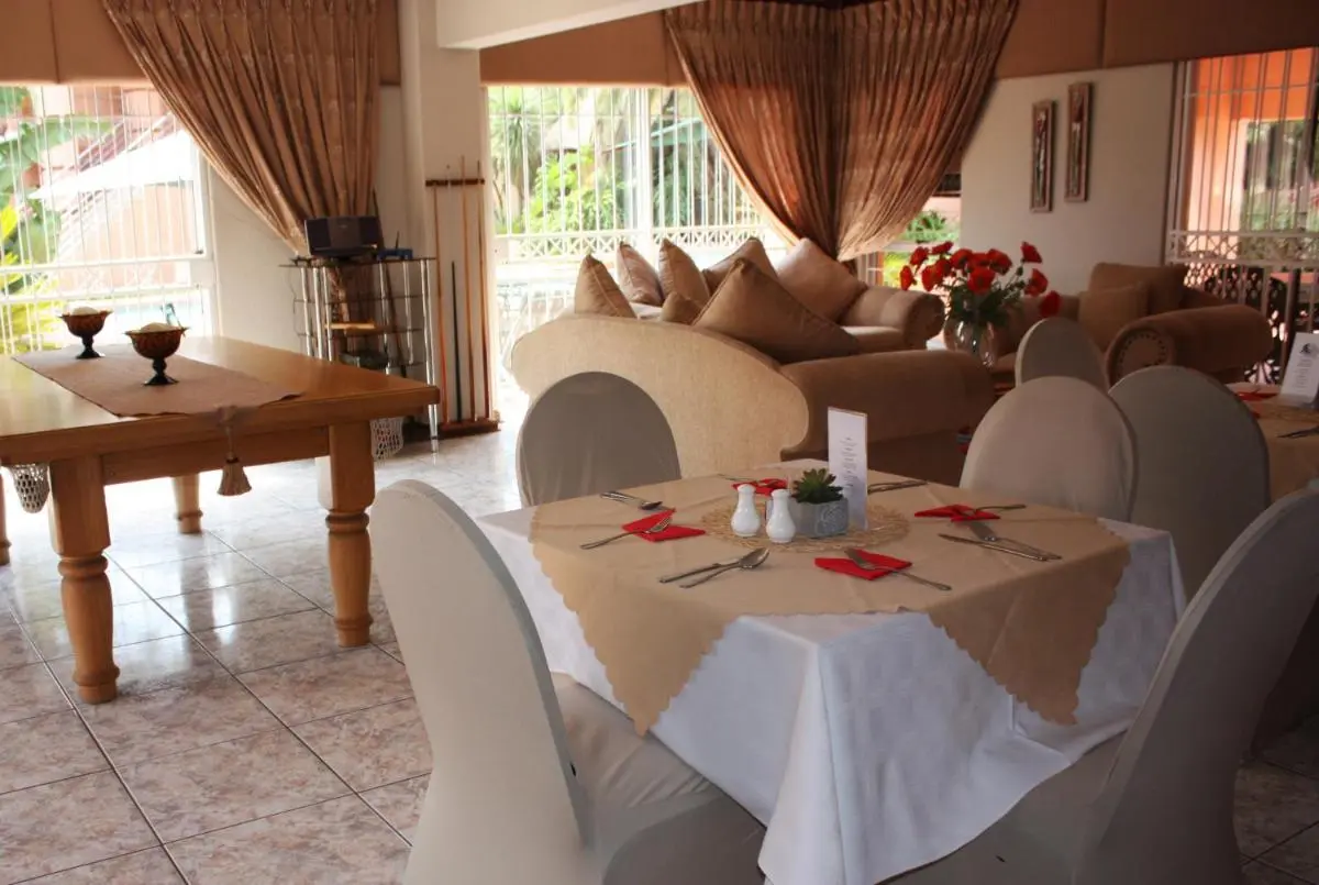 Image 4 of Eagles Nest Lodge