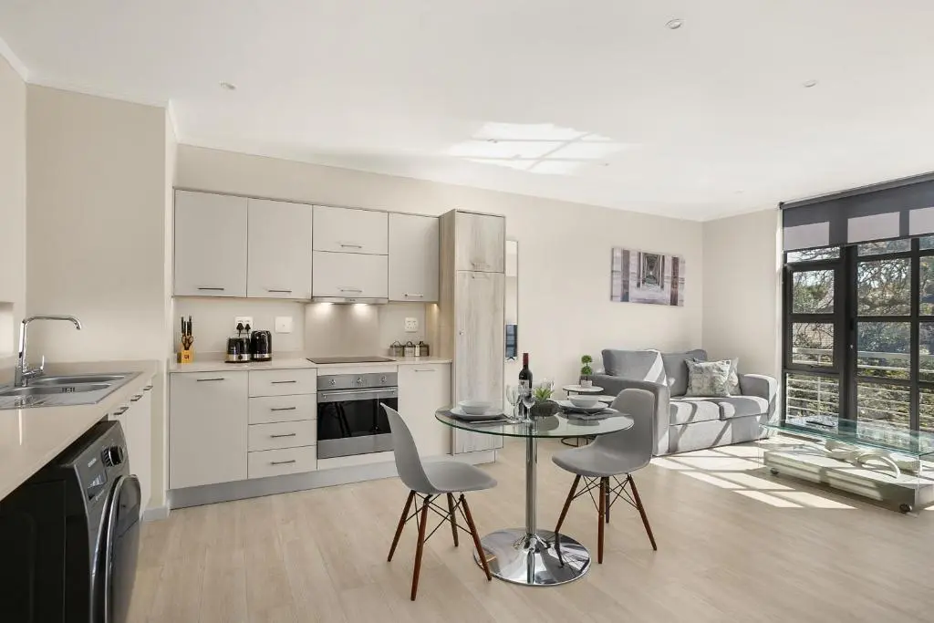 Image of Easy Stay – The Galleries