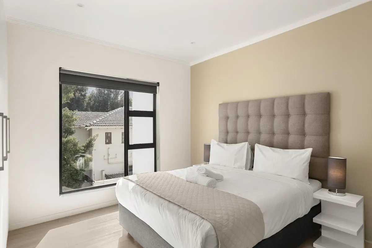 Image 1 of Easy Stay – The Galleries