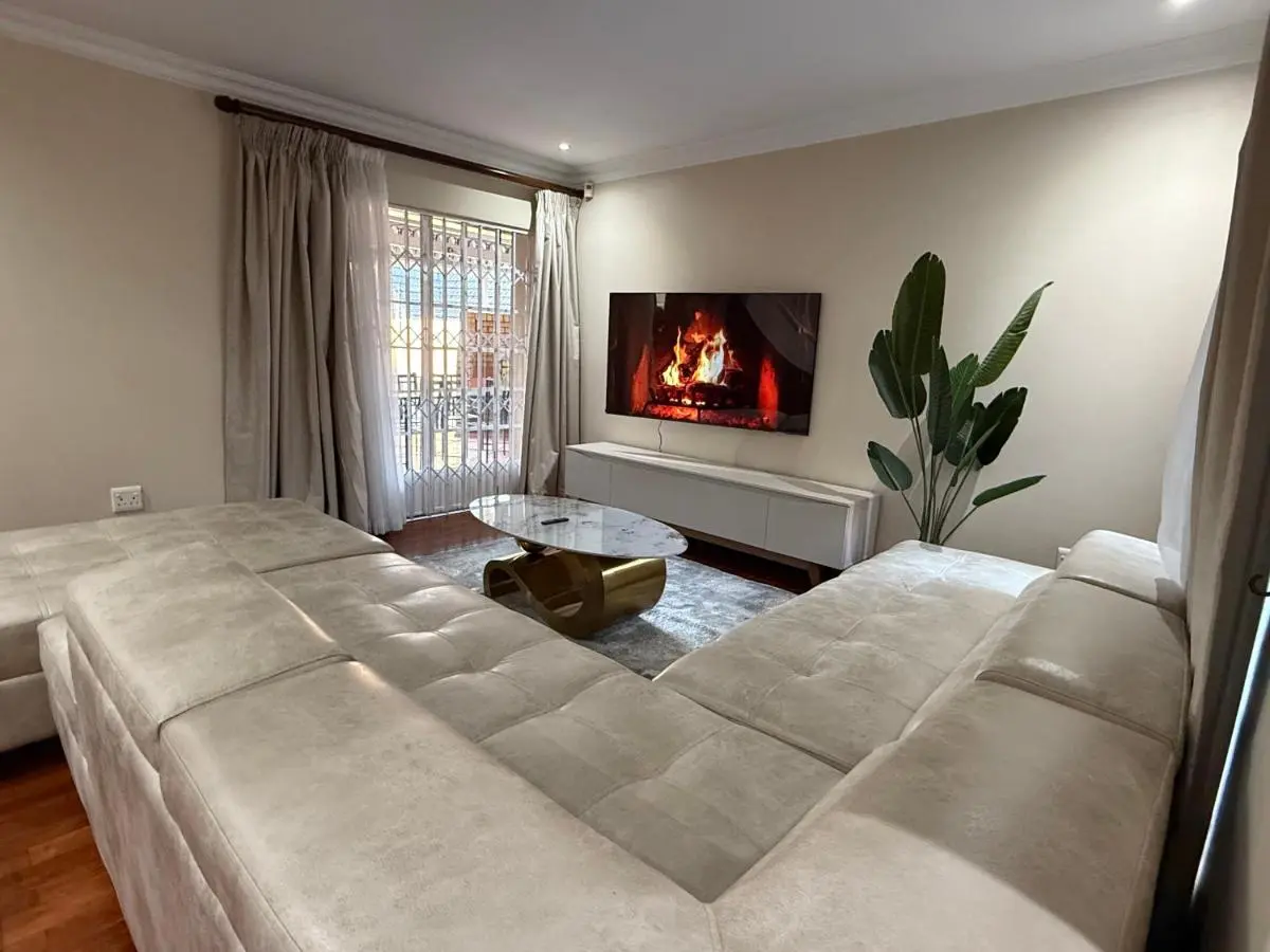 Image 1 of Elegant 5BR House with Pool, Gourmet Kitchen and Reliable Generator