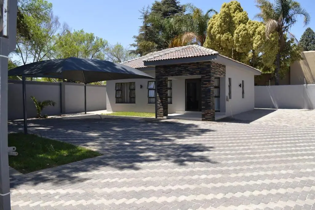 Image 4 of Executive 2-bedroom Serenity apartment in Wendywood Sandton with its own entrance