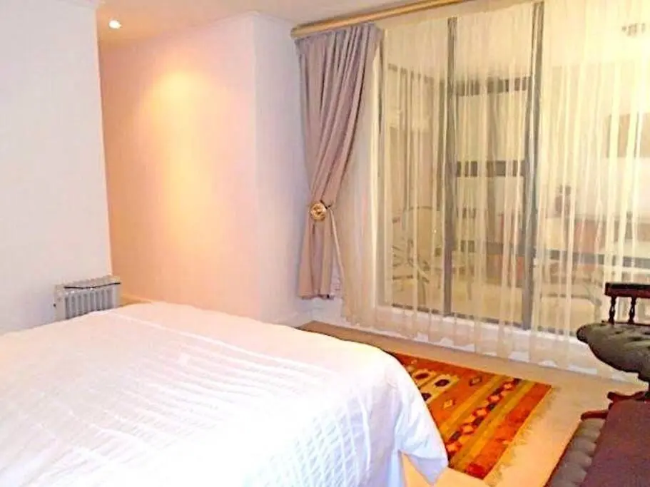 Image 1 of Executive apartment – Sandton