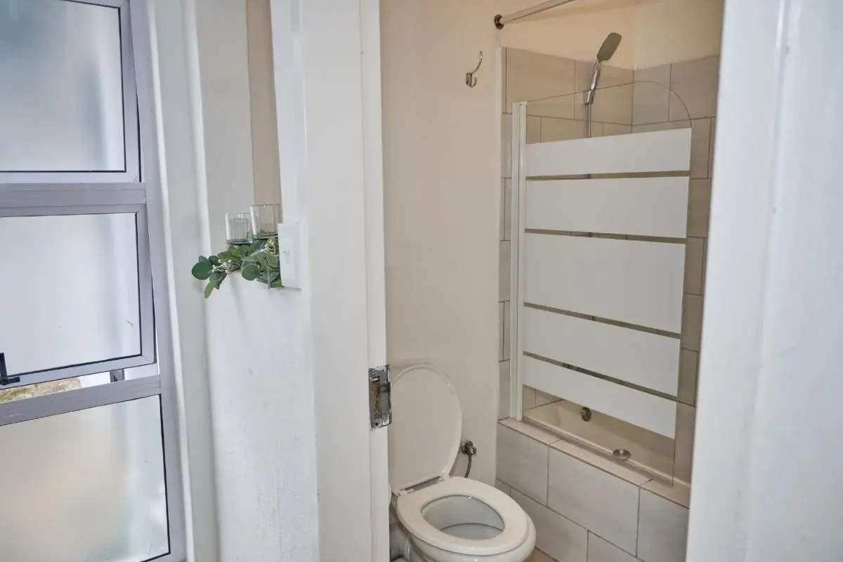 Image 2 of Fafi’s Place