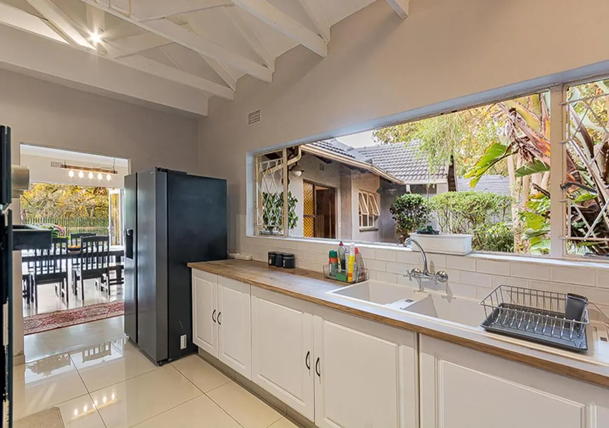 Image 4 of Family Holiday Home in Randburg