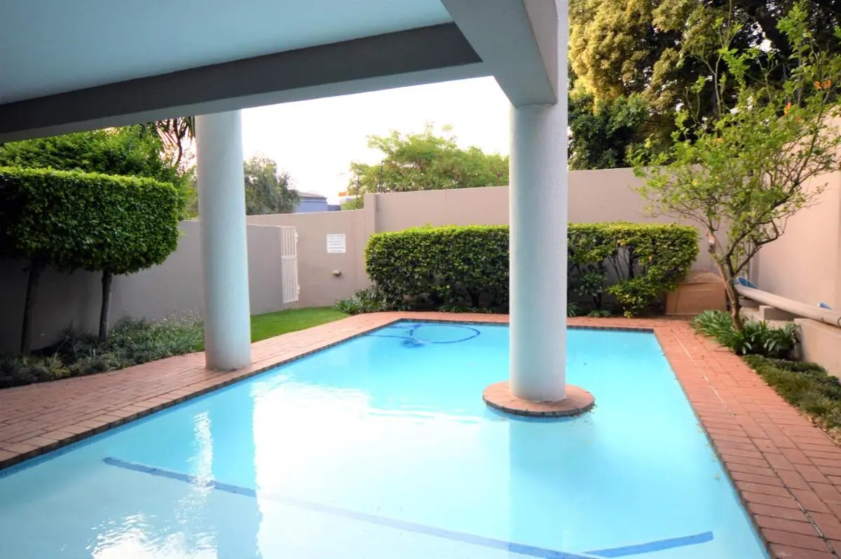 Image 3 of Firenza 1 Bed Apartment on Top Floor 1km to Mandela Sq