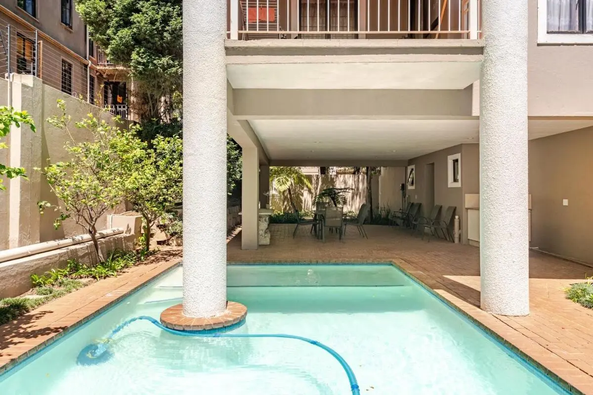 Image 3 of Firenza 2 Bed Apartment 1 km to Malls and Guatrain